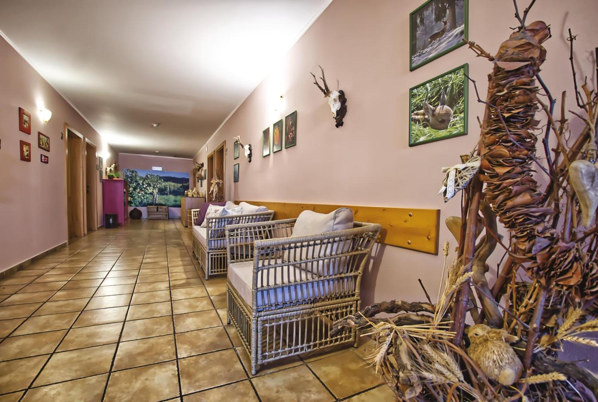 Penzion Vinarstvi Cervinka Horni Vestonice Bagian luar foto